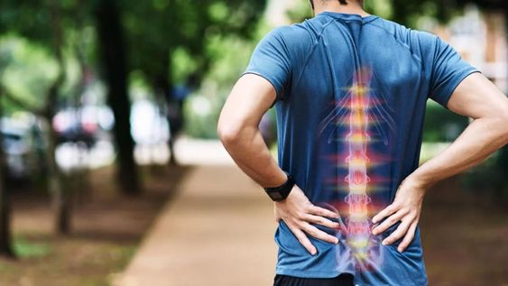 Caminar erguido fortalece distintas áreas del cuerpo. Para eso, deberás seguir algunos trucos simples.