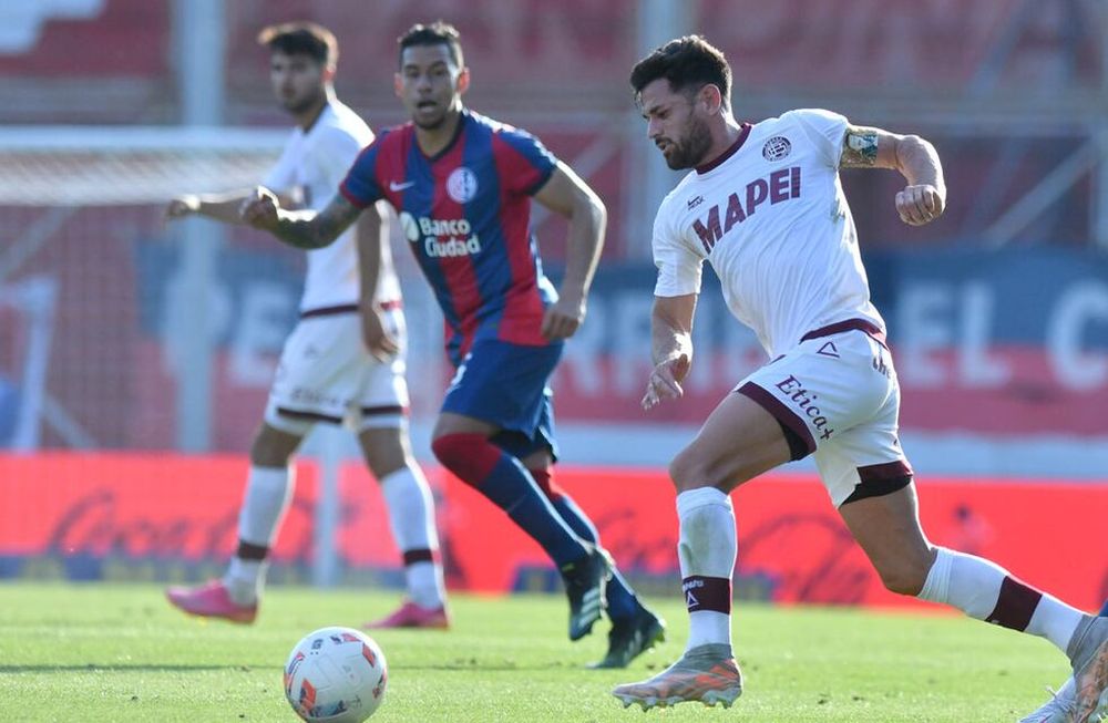 Lanús se impuso a San Lorenzo en el Nuevo Gasómetro por l Liga Profesional. (Fotobaires)
