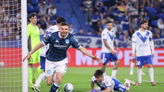 Maravilla Martínez la gran figura de Racing Club.&nbsp;