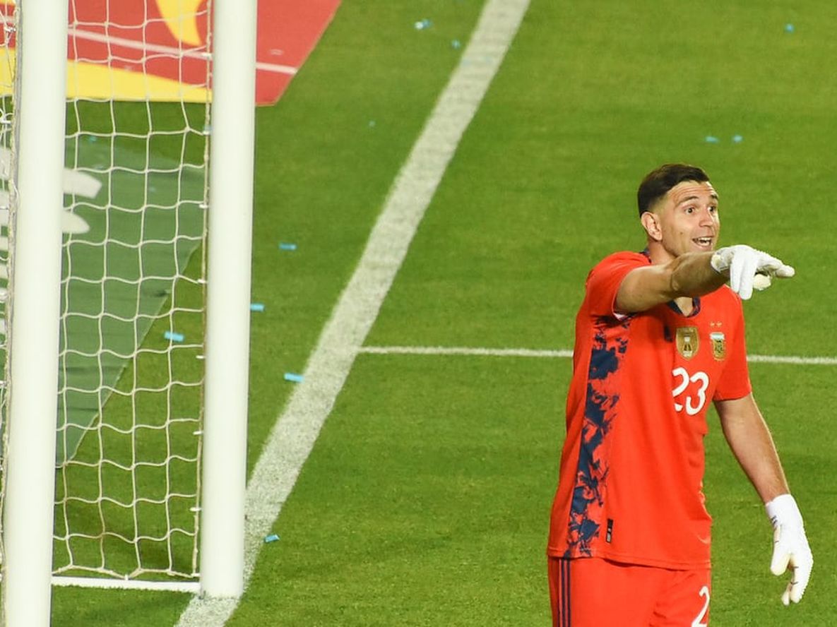 Una de las Eliminatorias rumbo al Mundial Qatar 2022 entre Argentina y Brasil, en San Juan. / Mariana Villa - Los Andes