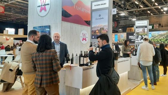 Las ferias internacionales como Vinexpo son lugares especiales para la promoción del vino argentino. Imagen: gentileza WOFA.
