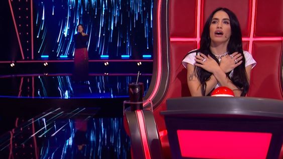 Lali Espósito y su emoción al escuchar a una concursante de La Voz Argentina.