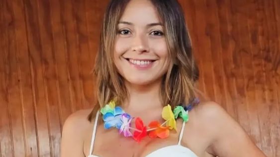 La mujer está acusada de derivar fondos públicos a una fundación y de usarlos para gastos en restaurantes, ropa y lencería. Gentileza: Instagram @camilapolizzi.