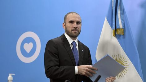 Los Andes | Guzmán, reconoció ayer que el Gobierno pondrá “mucho cuidado” en la inyección de liquidez que hará el Banco Central a partir de enero con nueva emisión monetaria, porque los riesgos están latentes.