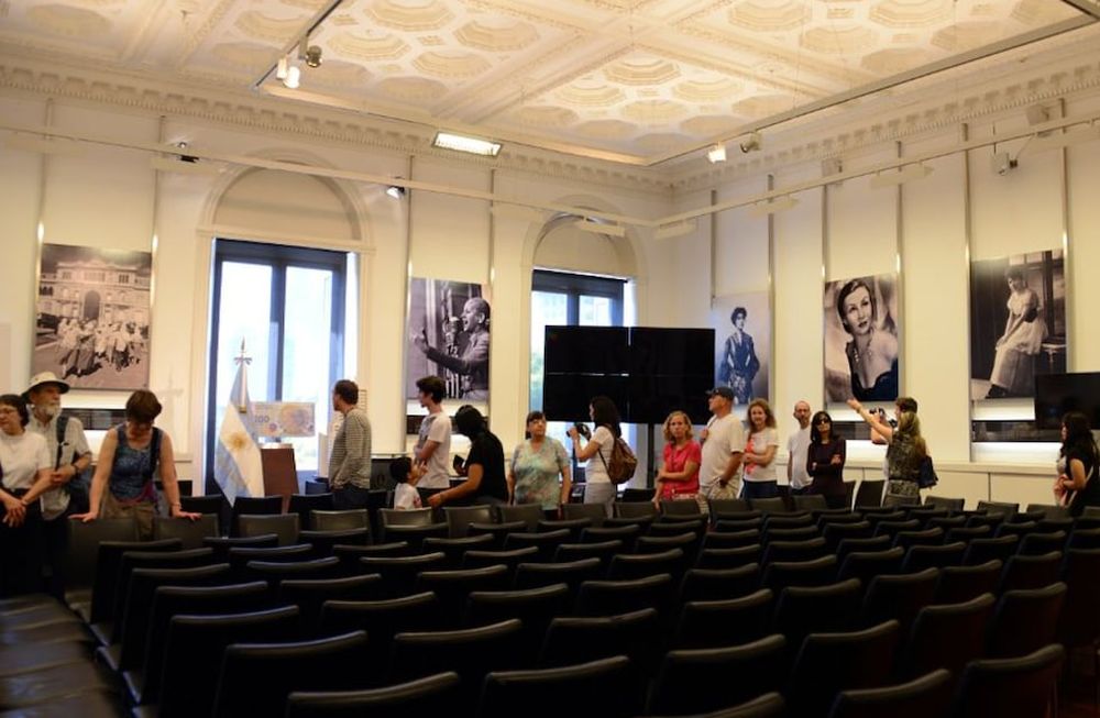 Los retratos colgados en el espacio ubicado en el primer piso de la Casa Rosada serán trasladados al Museo del Bicentenario.Foto: Gentileza.