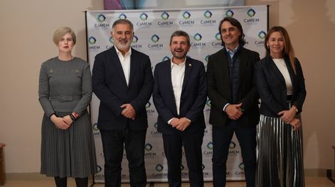 Autoridades de la CaMen durante la celebración de aniversario de la entidad
