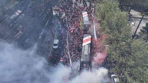 Banderazo de River Plate. / Gentileza.