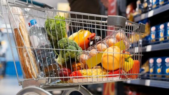 El reintegro del 21% del Impuesto al Valor Agregado (IVA), previsto en el programa Compre sin IVA, lanzado en septiembre último, finalizó ayer.