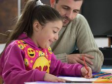 Un informe nacional dio cuenta de que solo la mitad de los alumnos llega al final de la primaria en el tiempo esperado y con conocimientos satisfactorios en lengua y matemática.