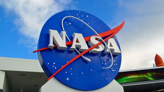 La NASA llama a mentes brillantes de todo el mundo que quieran presentar un proyecto que aporte ideas, para volar como Los Supersónicos, en un futuro.