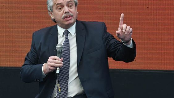 Fernández, enojado con las críticas: “Si nos equivocamos fue honestamente”