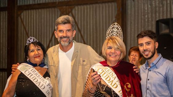 La Ciudad eligió y coronó a la representante de personas mayores