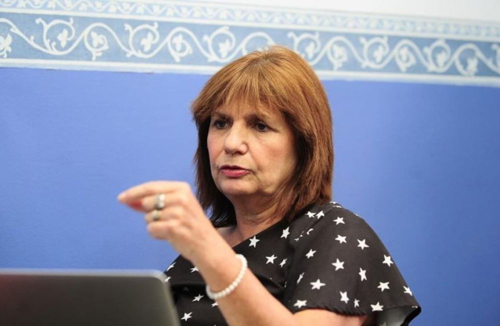 Patricia Bullrich ratificó en Twitter sus acusaciones contra González García