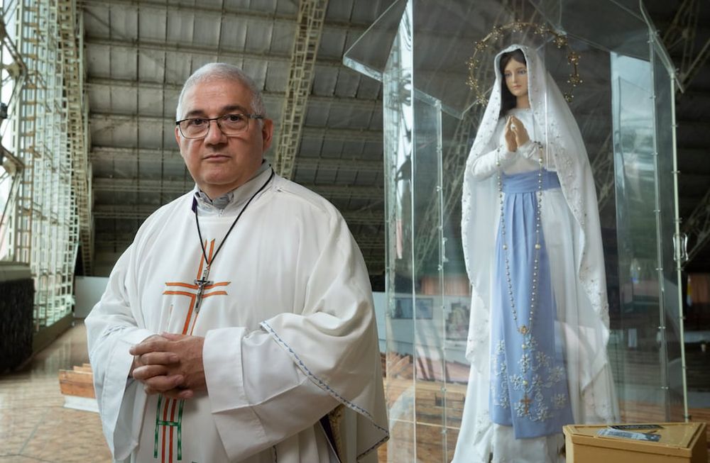 Es cura y llegó a Mendoza tras vivir 20 años en la Rusia post comunista y fundar la primera iglesia del círculo polar ártico  Foto: Ignacio Blanco / Los Andes.