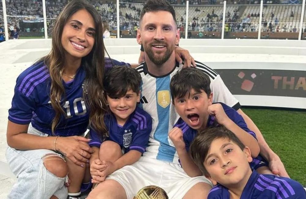 Los rosarinos tienen afinidad por un libro para la crianza de sus hijos.