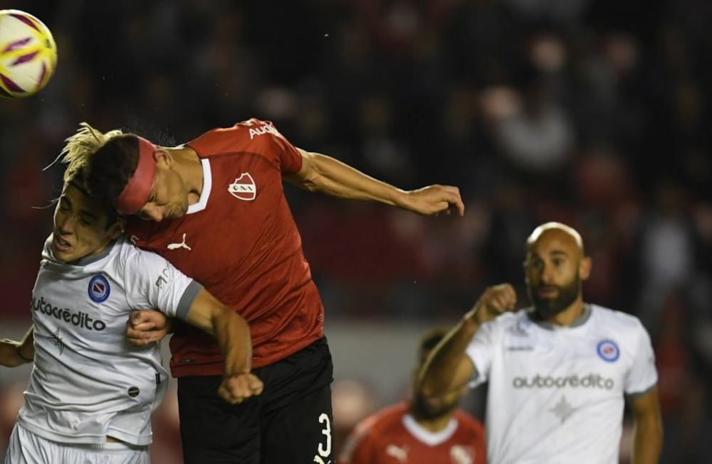 Argentinos le empata al Rojo en Avellaneda y lo está eliminando de la Copa de la Superliga