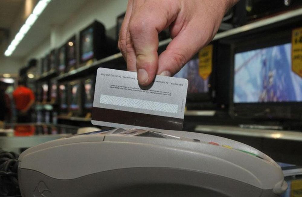 Para muchos usuarios las tarjetas de crédito son sinónimo de beneficio, mientras que para otros un problema. (Sergio Cejas / Archivo)