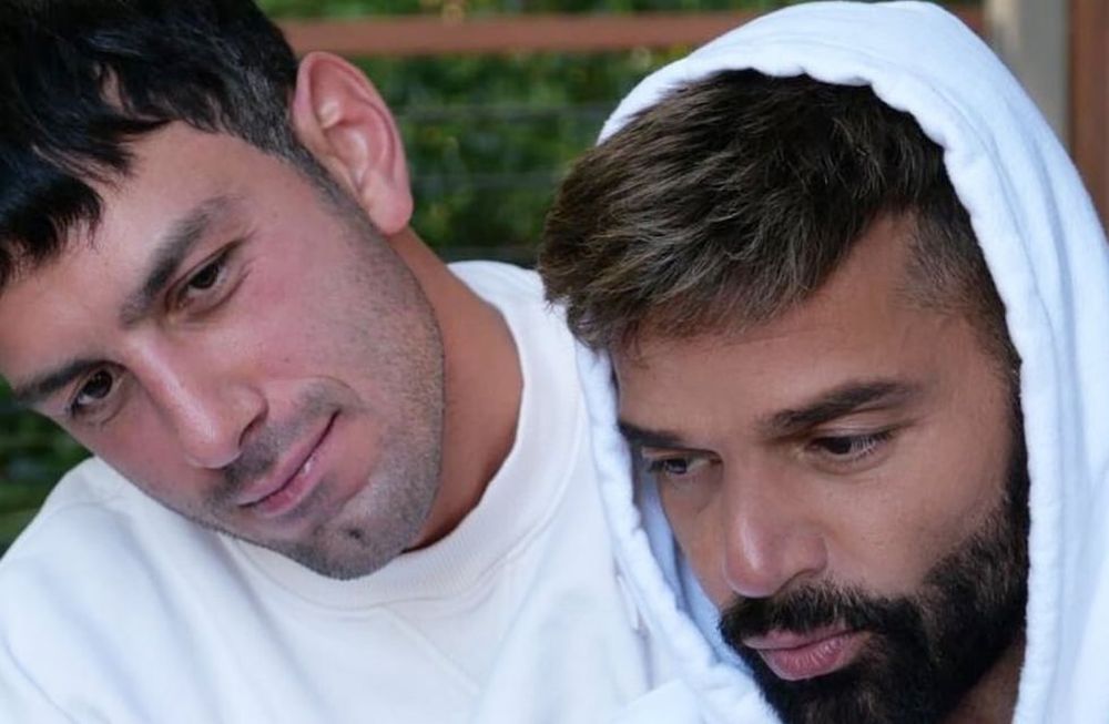 Ricky Martín filmó a su marido en la intimidad y al final del video hizo un gesto picante