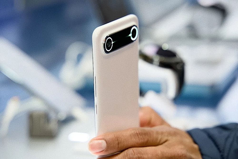 Tecno Spark Slim, el smartphone más delgado del mundo