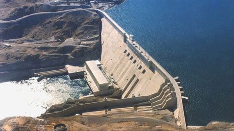 Piedra del Águila, con una capacidad de 1.440 MW, es la central más grande de las cuatro que entraron en licitación.