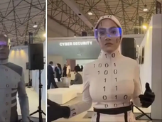 Críticas y humor en redes por los “robots” de la Kish Inox Tech Expo.