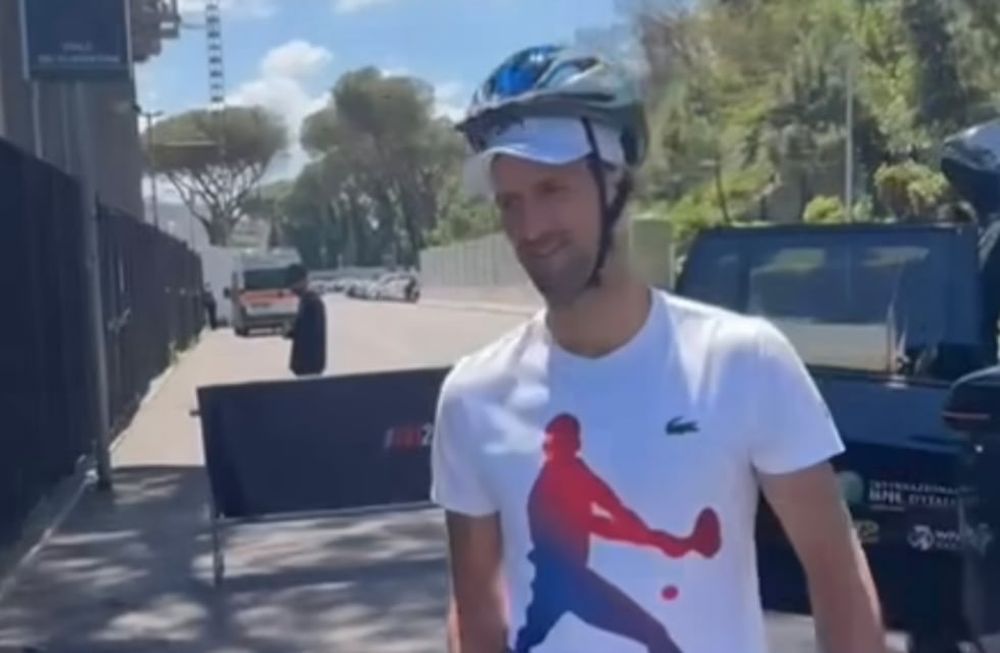 Así apareció Novak en el entrenamiento de este sábado.