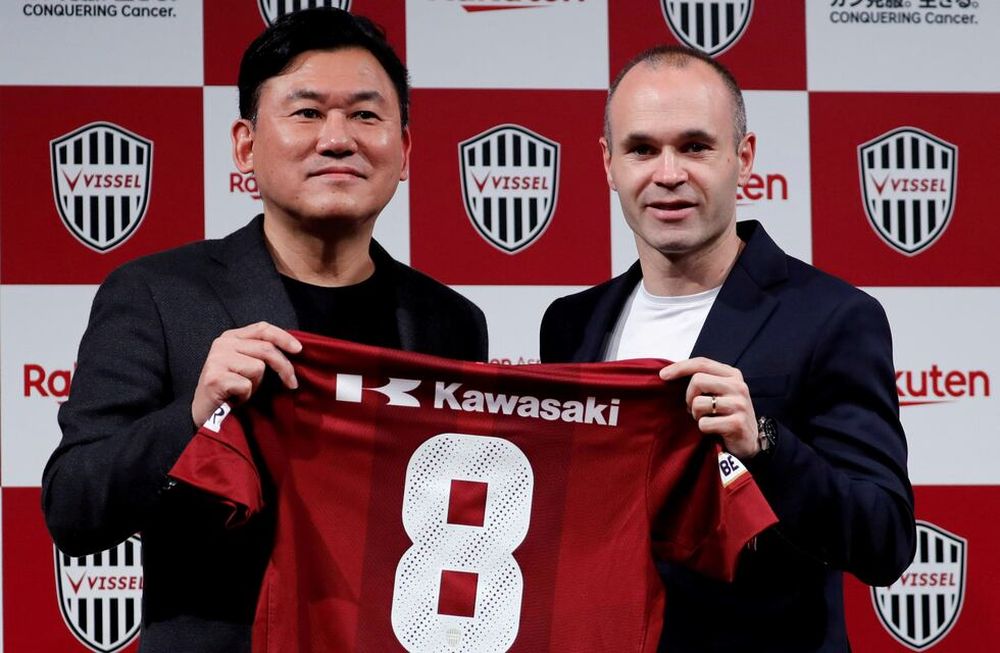 Andrés Iniesta puso la firma y es nuevo jugador del Vissel Kobe de Japón