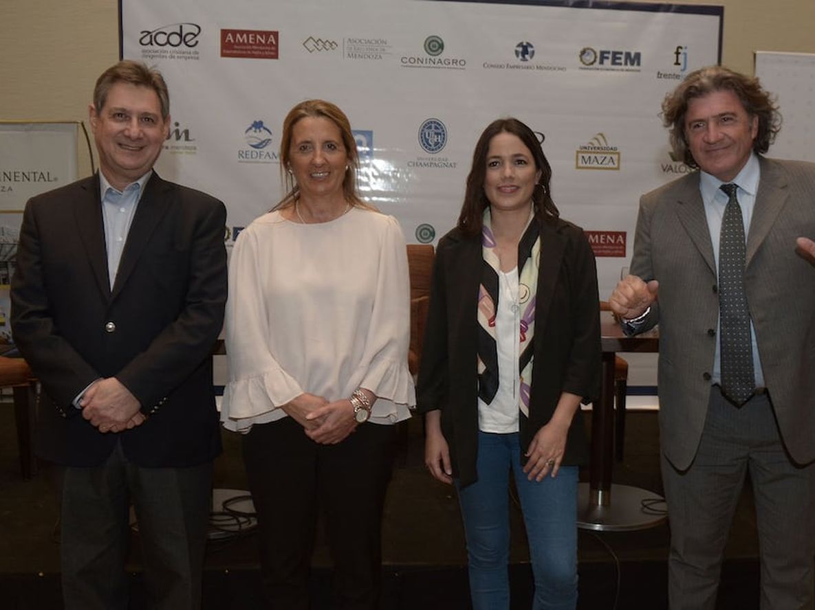 Candidatos en un debate