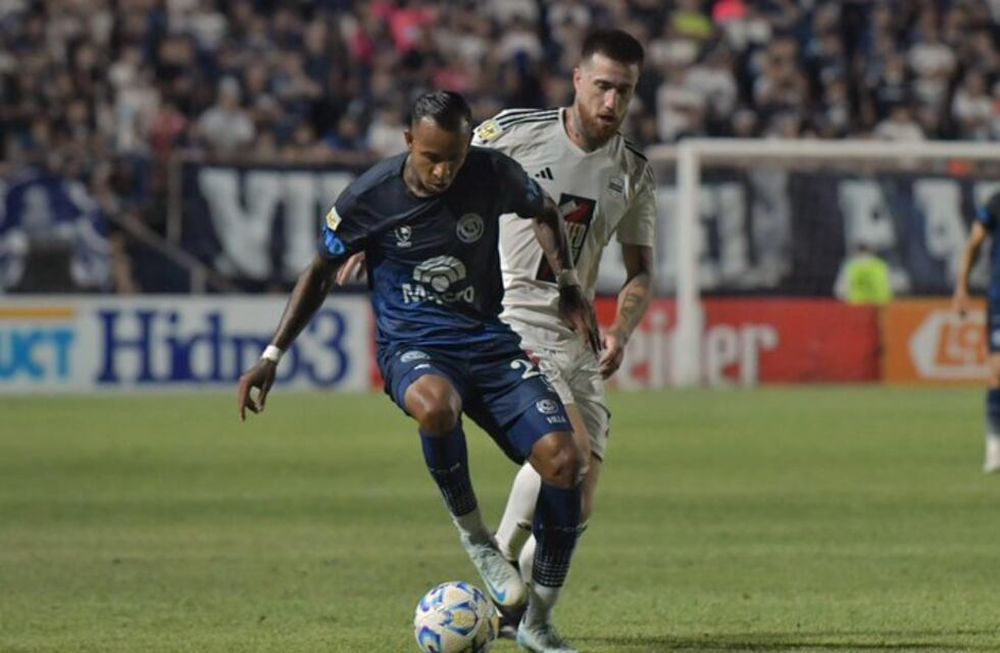 Independiente Rivadavia tiene un plus con respecto a Sarmiento en la tabla de promedios del descenso. / Gentileza.