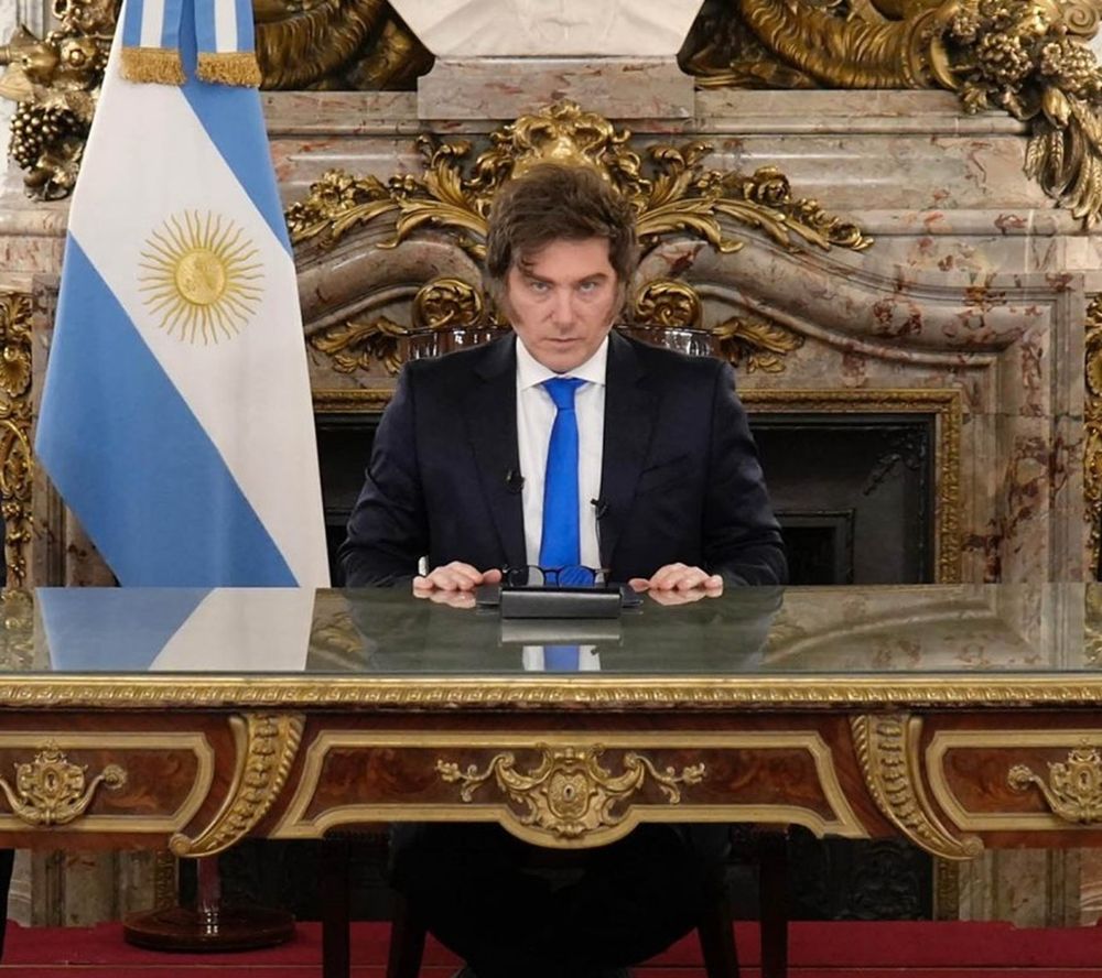 Javier Milei y el uso de los DNU.