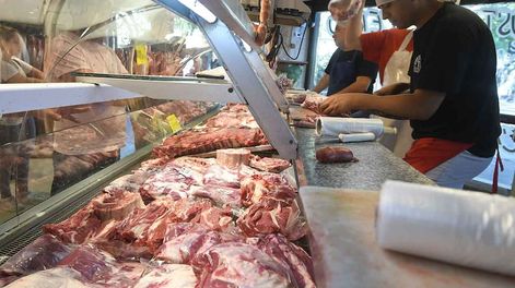 Los Andes | Un análisis de la Fundación Mediterránea muestra que el precio de la carne vacuna cayó un 15% en promedio en términos reales entre octubre de 2023 y 2024. Foto: Los Andes