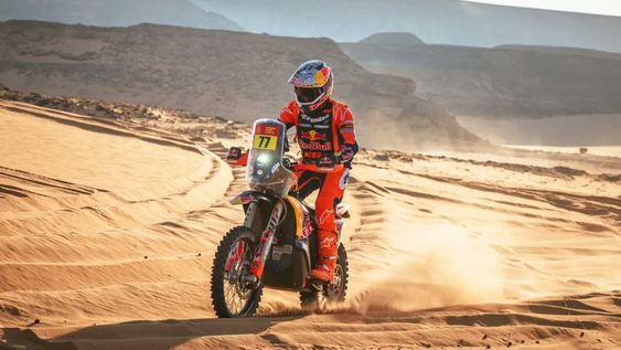 Luciano Benavides, líder del Dakar en motos.