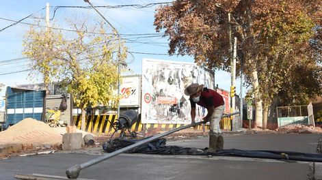 Los Andes | Obra publica en Ciudad de Mendoza, Cliclovia en calle San Juan. Foto: Mariana Villa/ Los Andes