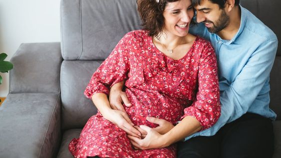 Mediante este procedimiento, muchas mujeres logran preservar sus ovocitos del daño que provoca en ellos el tiempo, habilitando la posibilidad de un embarazo más adelante, en otro momento de la vida. Foto: 123rf