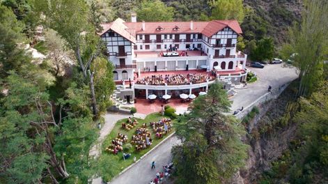 El Gran Hotel Villavicencio, un ícono de Mendoza ubicado en la Reserva Natural Villavicencio.