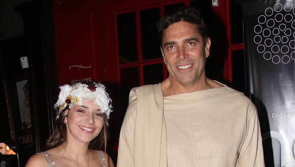 Matías Alé y su pareja