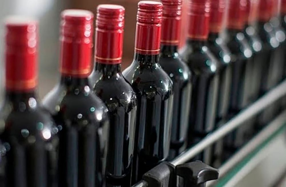 Desde el Gobierno afirman que la importación de vino es innecesaria.