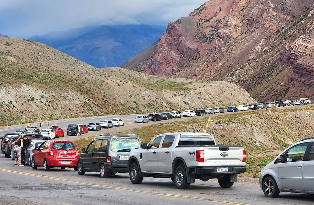 Este viernes se abren los sobres de la licitación para arreglar la Ruta 7, entre Desaguadero y el paso a Chile. Foto: Archivo Los Andes
