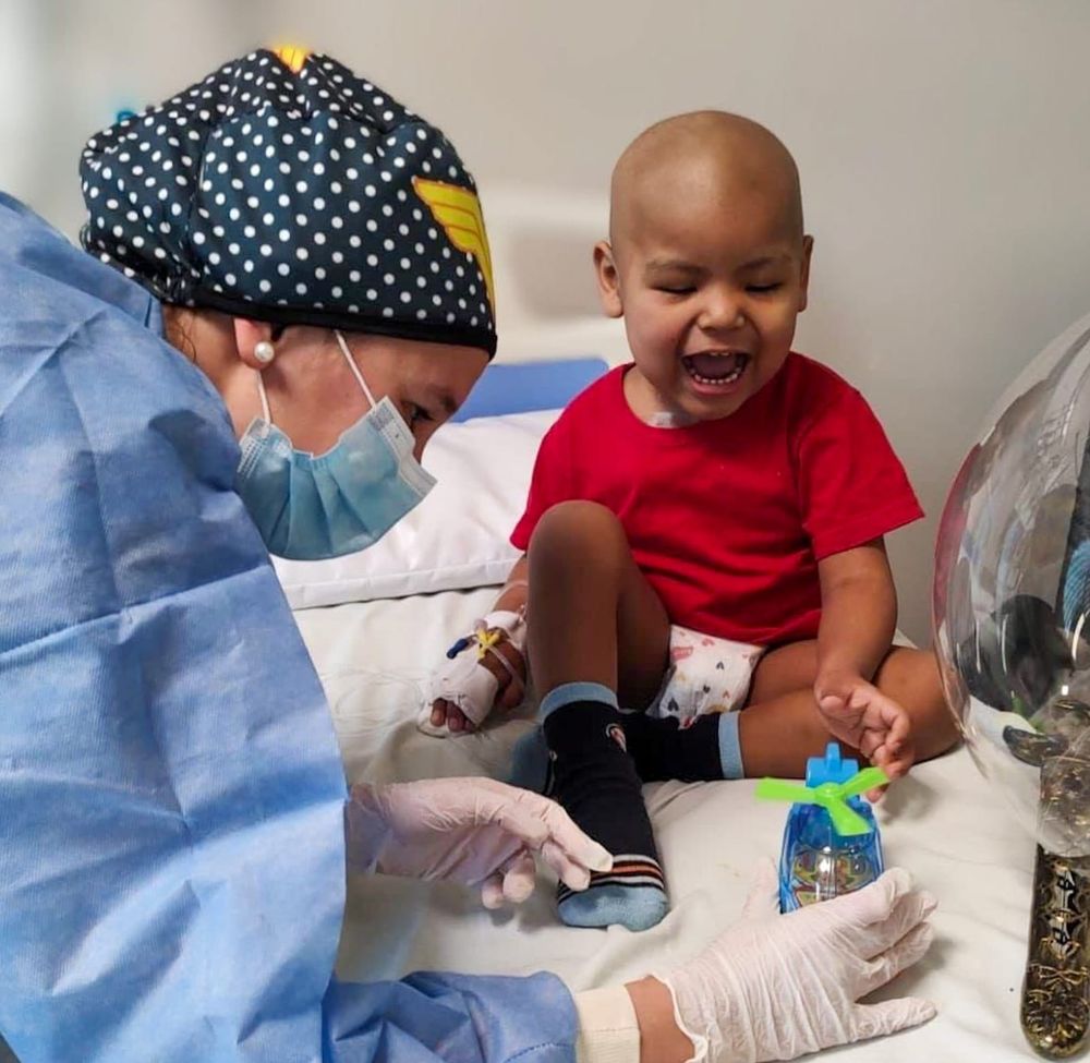 Mateo tiene 3 años y vive en Corralitos, está en su primer tratamiento oncológico.