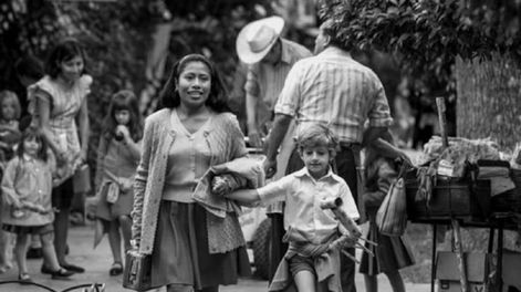 “Roma”: Alfonso Cuarón, su aldea… y la nuestra - Por María Eugenia Muñoz