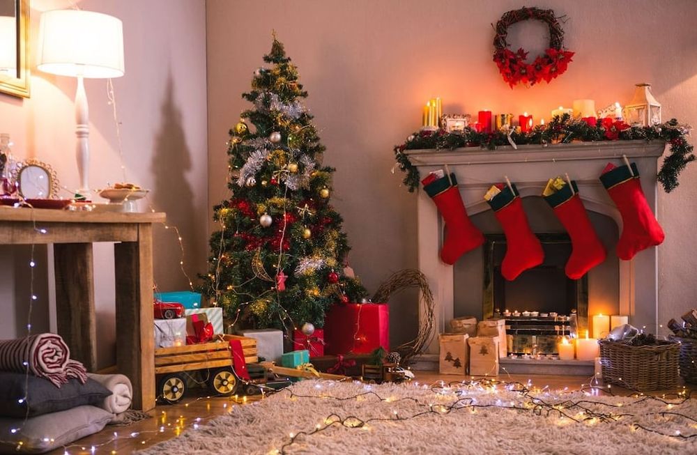 Los 9 adornos navideños que no pueden faltar en tu arbolito para tener un  próspero 2025