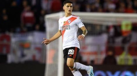 Martínez Quarta: Si llega algo algo que le sirva al club, me gustaría pegar el salto