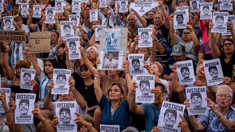 Los carteles con la inscripción si no es perpetua no es justicia.