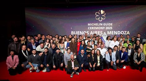 Todos los ganadores durante la entrega de premios de la Guía Michelin en Mendoza a lo mejor de la gastronomía argentina