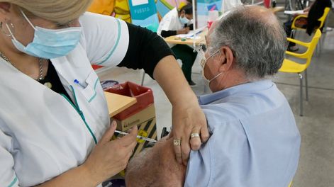 Los Andes | “La edad de los pacientes en UTI ha bajado. En la segunda ola se está dando en menores de 60 años. De 45 a 60 años es el rango que corresponde también a la gente que más se está infectando” indico Andrea Falaschi. Foto: Orlando Pelichotti / Los Andes