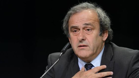 El presidente de la UEFA, Platini, declina hablar de la FIFA