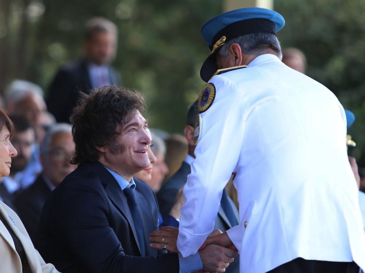 El presidente Javier Milei planteó que el país abandonó lo que calificó como ?garantismo barbárico? para darle lugar al orden cívico en materia de seguridad, y precisó que la defensa pública es indispensable para la recuperación de la economía. FOTO: PRESIDENCIA/NA