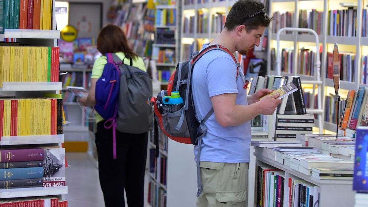 Las librerías piden la emergencia del sector por la caída de las ventas y el aumento de costos