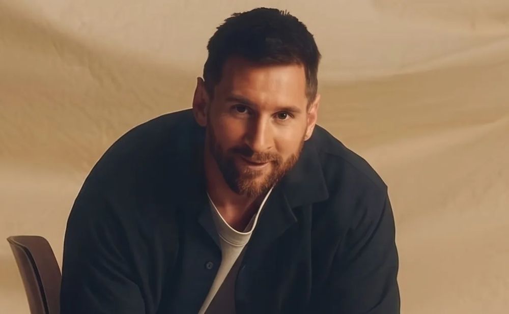 Lionel Messi reaparece tras el Mundial y visita a Leones FC en Rosario