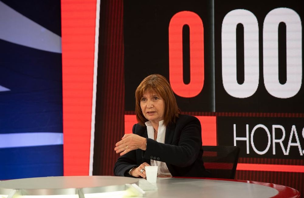La presidenta del PRO y ex ministra de Seguridad de la Nación, Patricia Bullrich, criticó con dureza al presidente y la forma en que intentó desligarse del festejo del cumple de la primera dama en la Quinta de Olivos y en el momento de mayor rigidez de las restricciones.